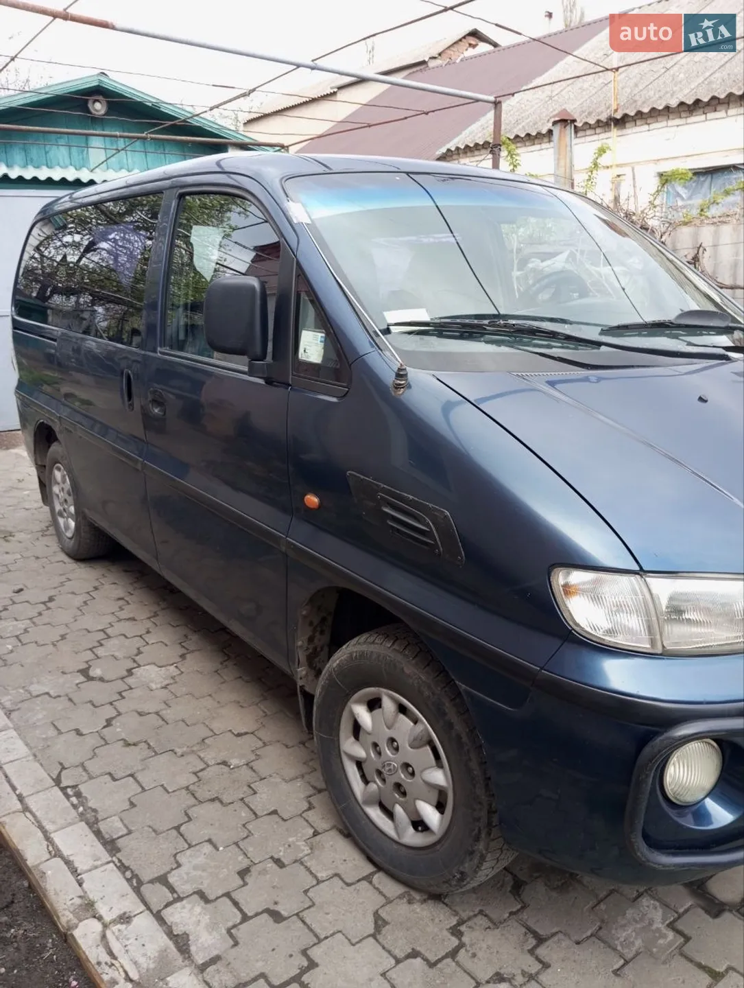 Hyundai H 200, 1998