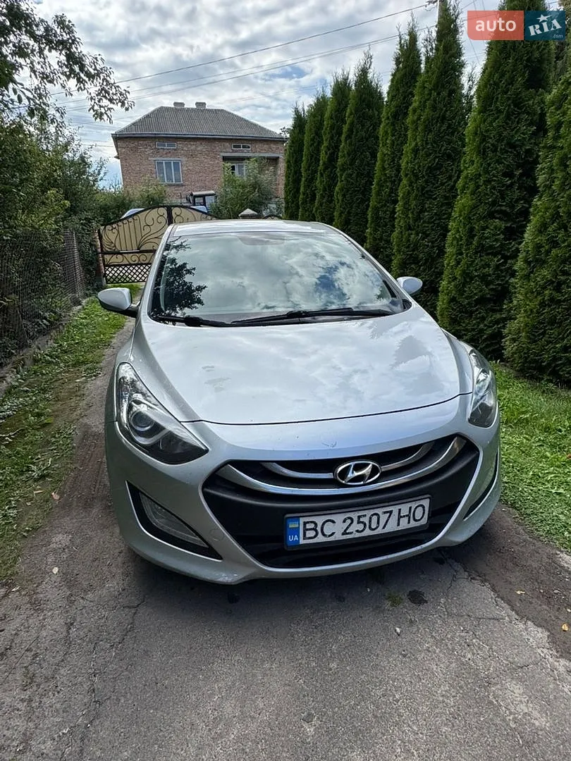 Hyundai i30, 2012