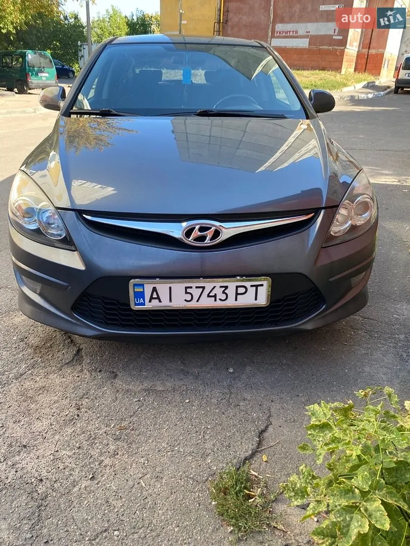 Hyundai i30, 2011