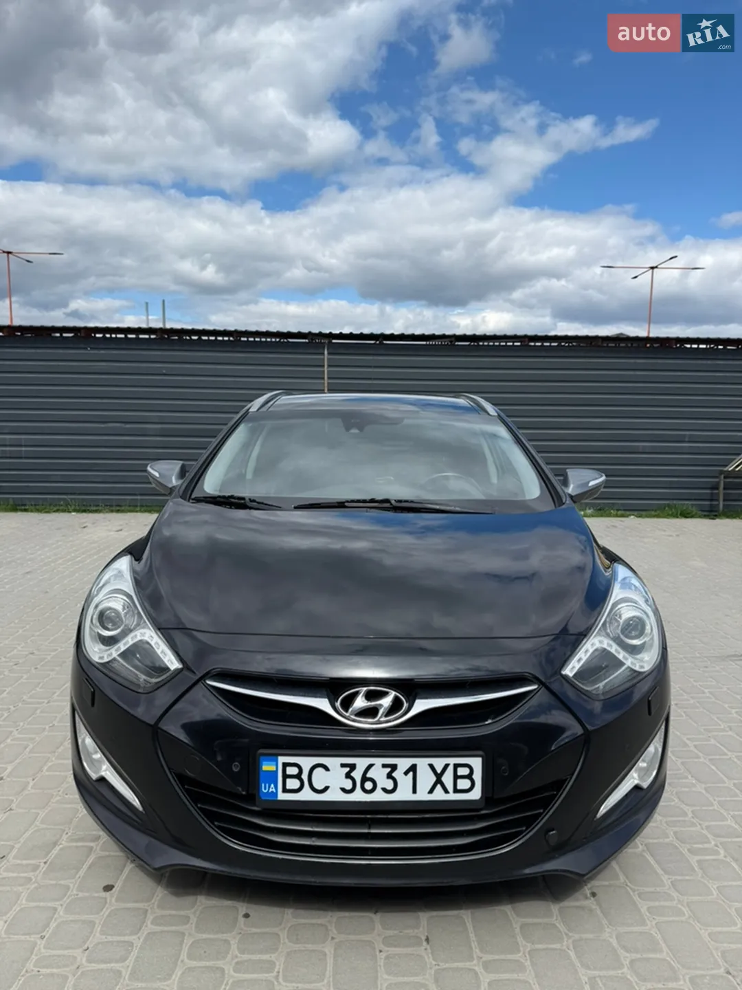 Hyundai i40, 2011