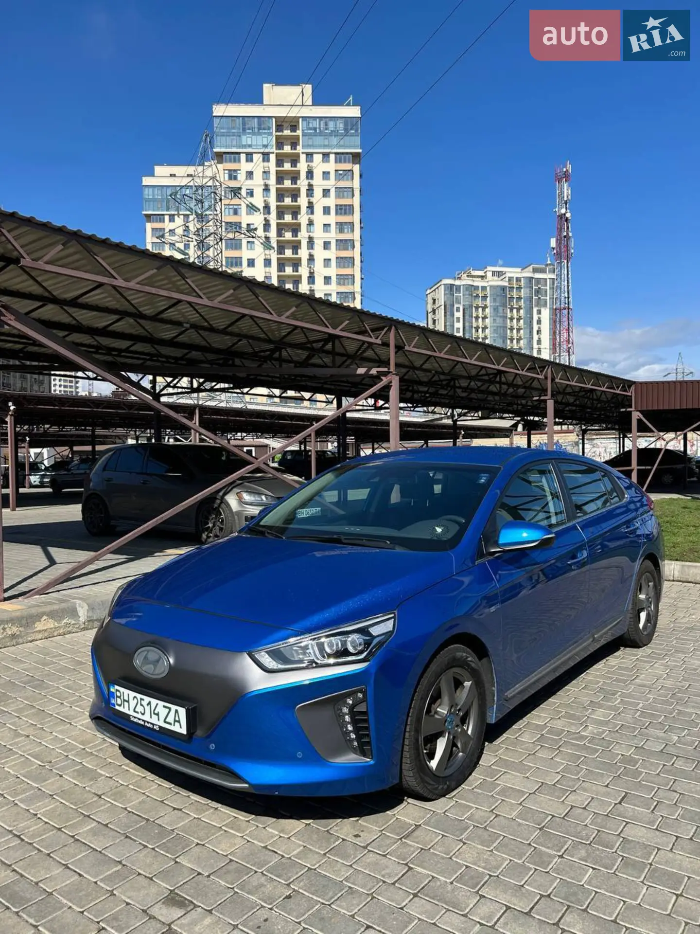 Hyundai Ioniq 2017 — 1