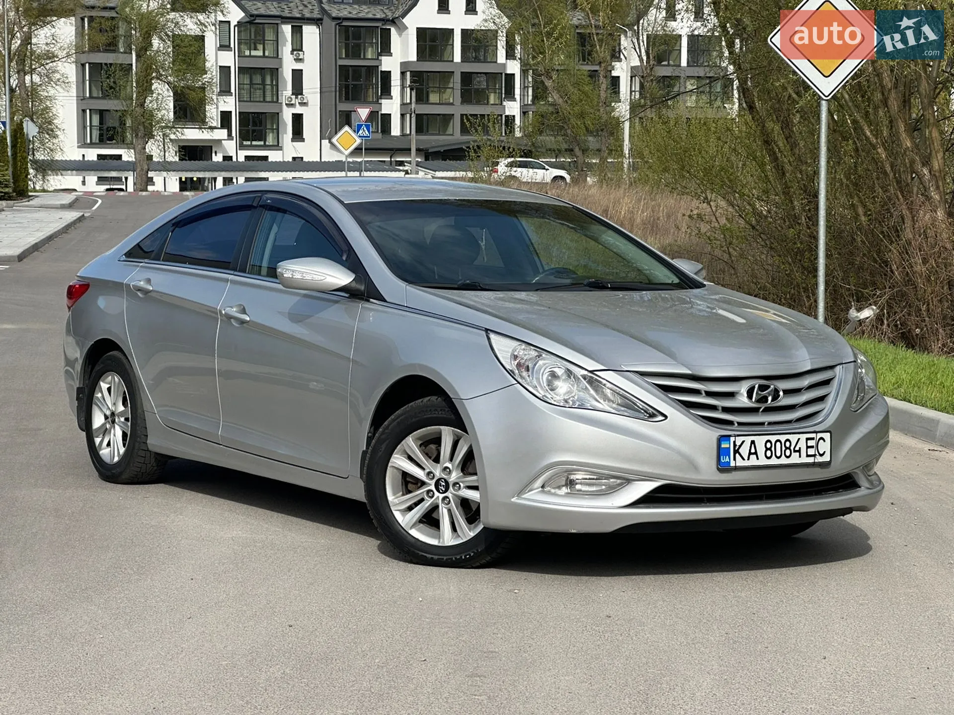 Hyundai Sonata, 2010