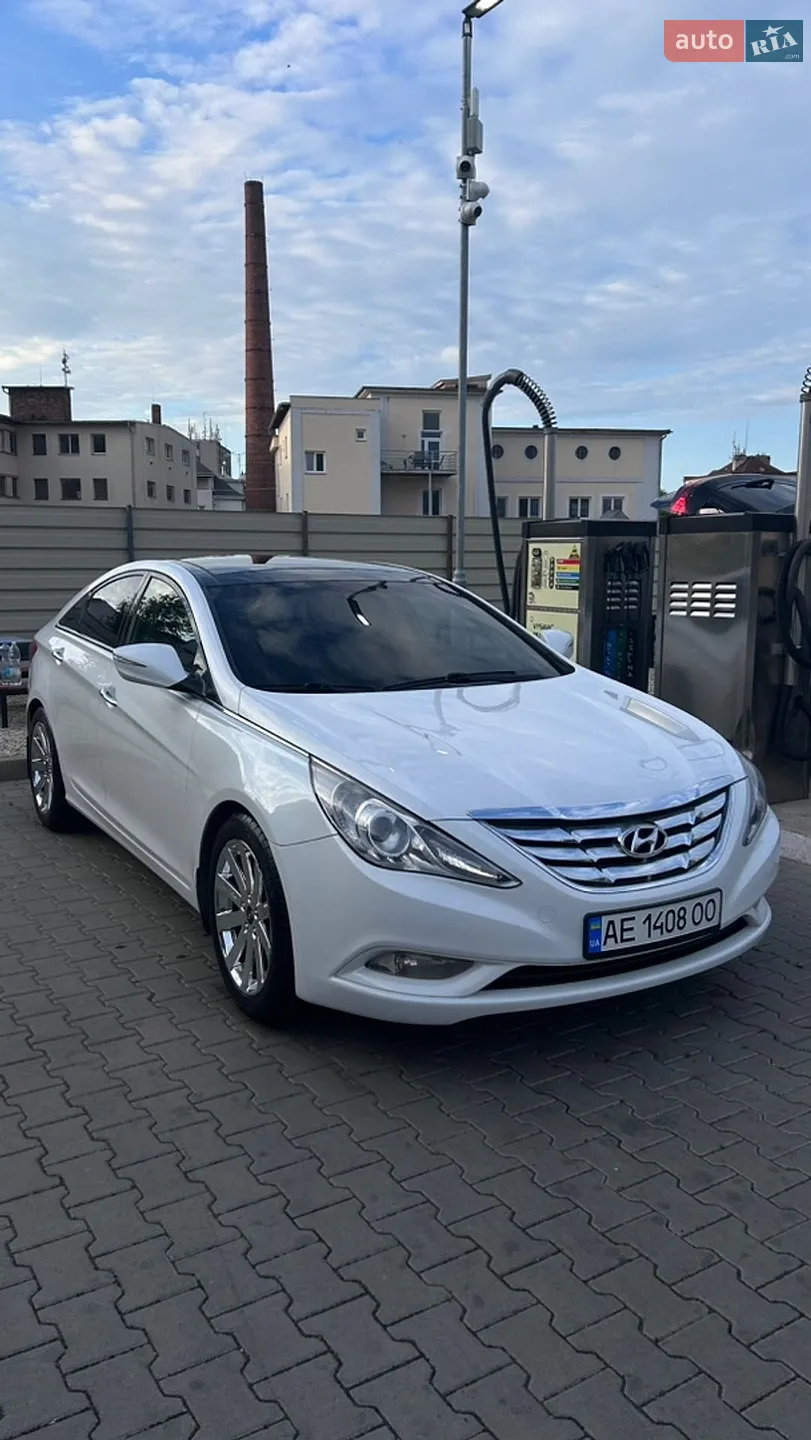Hyundai Sonata, 2012
