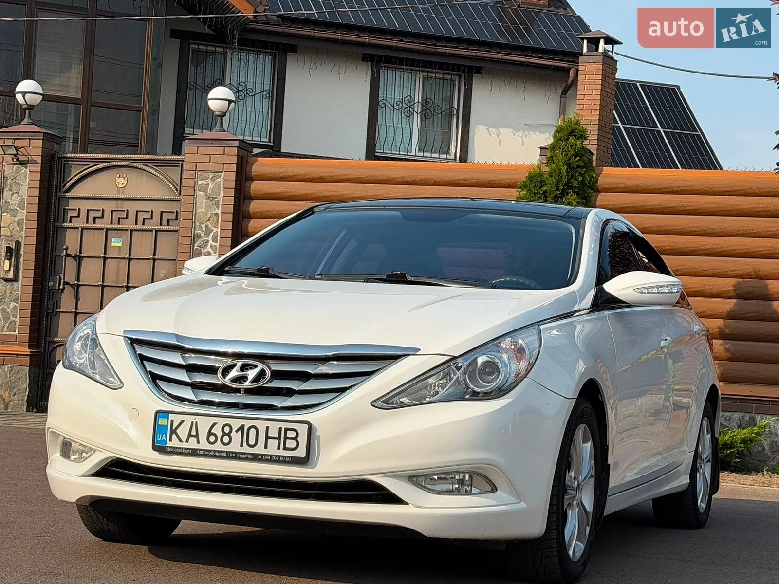 Hyundai Sonata, 2011