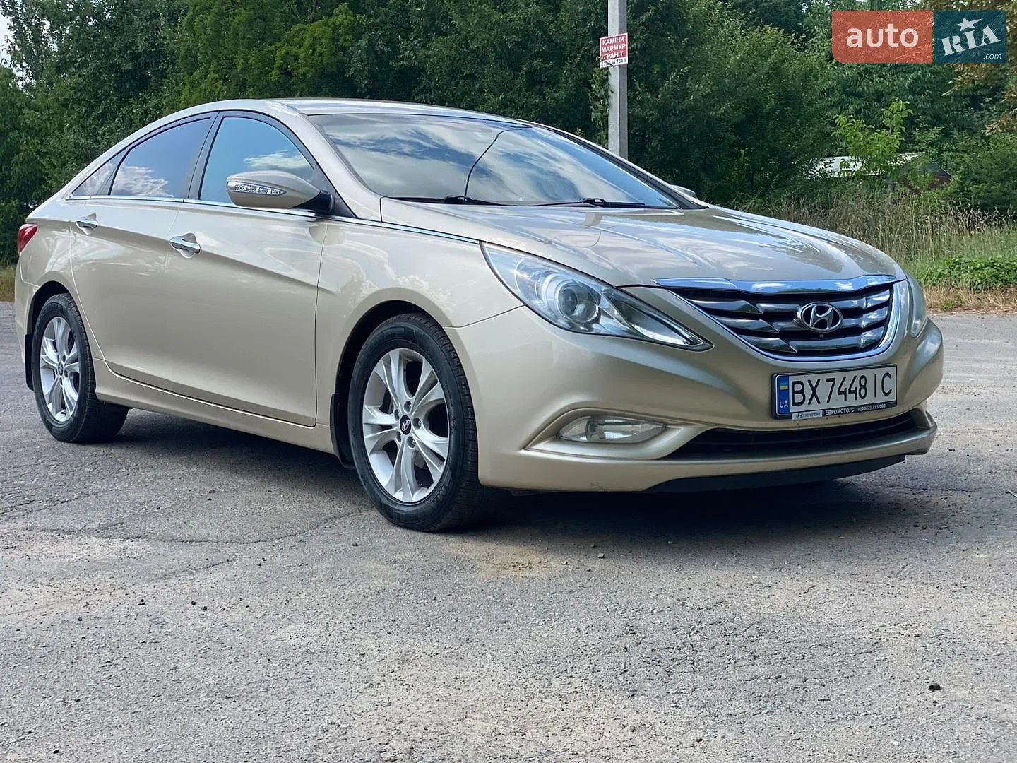 Hyundai Sonata, 2011