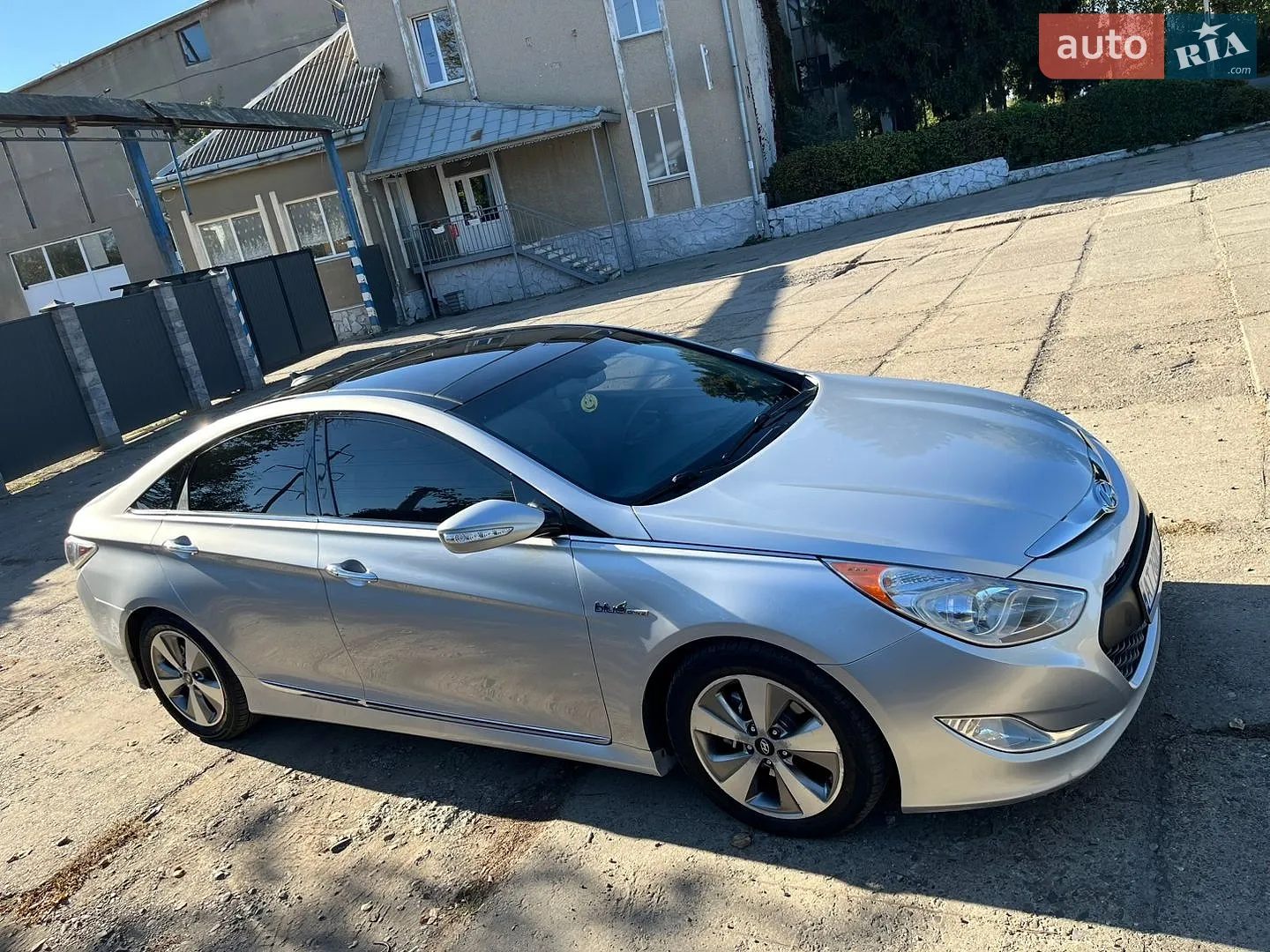 Hyundai Sonata, 2011
