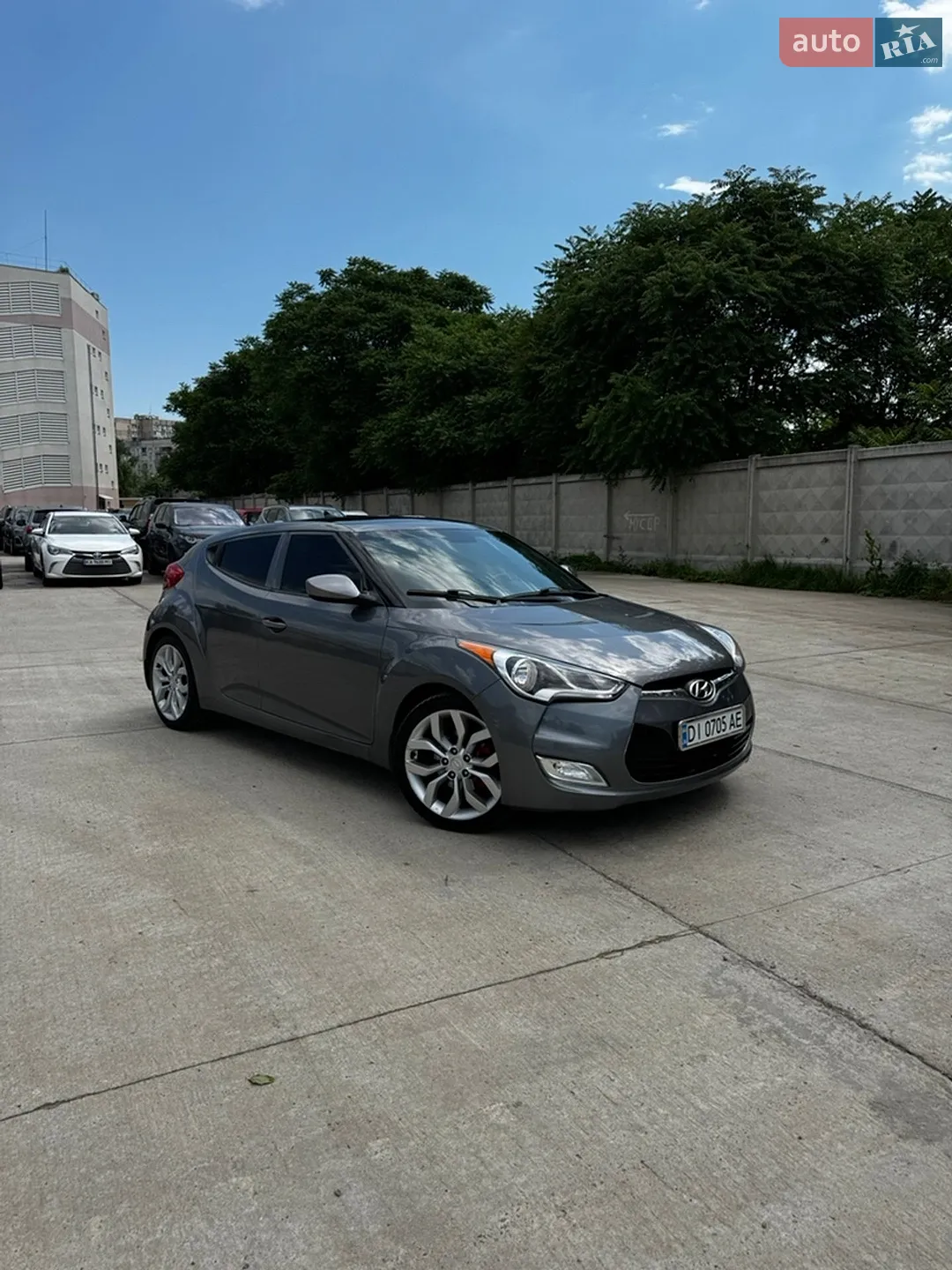 Hyundai Veloster, 2012