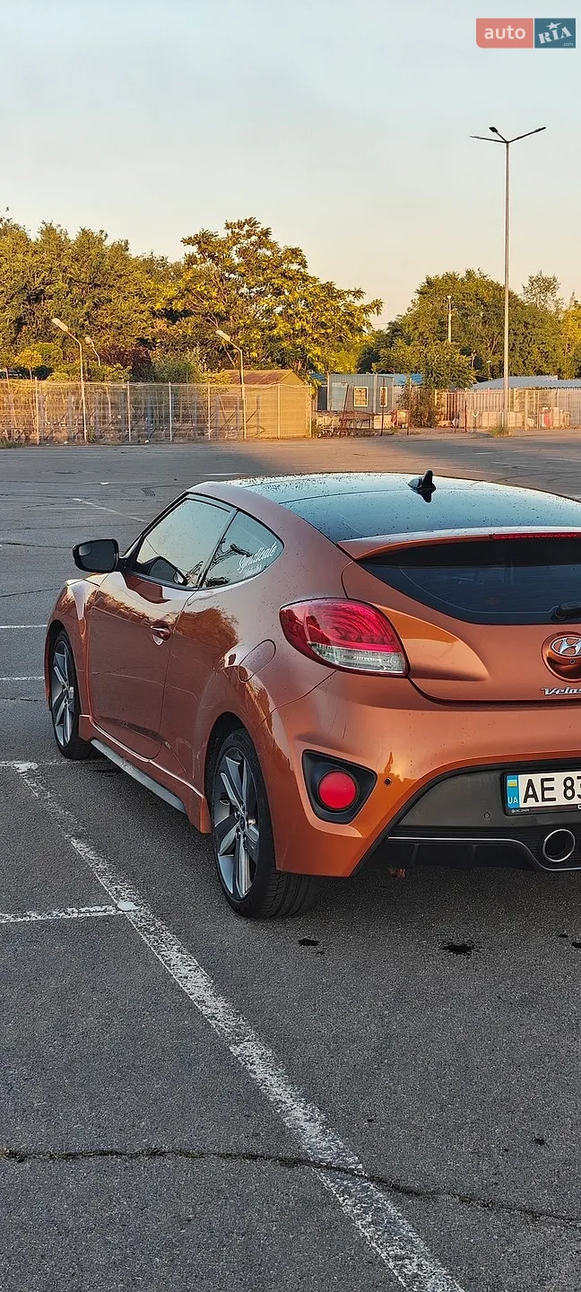 Hyundai Veloster, 2014