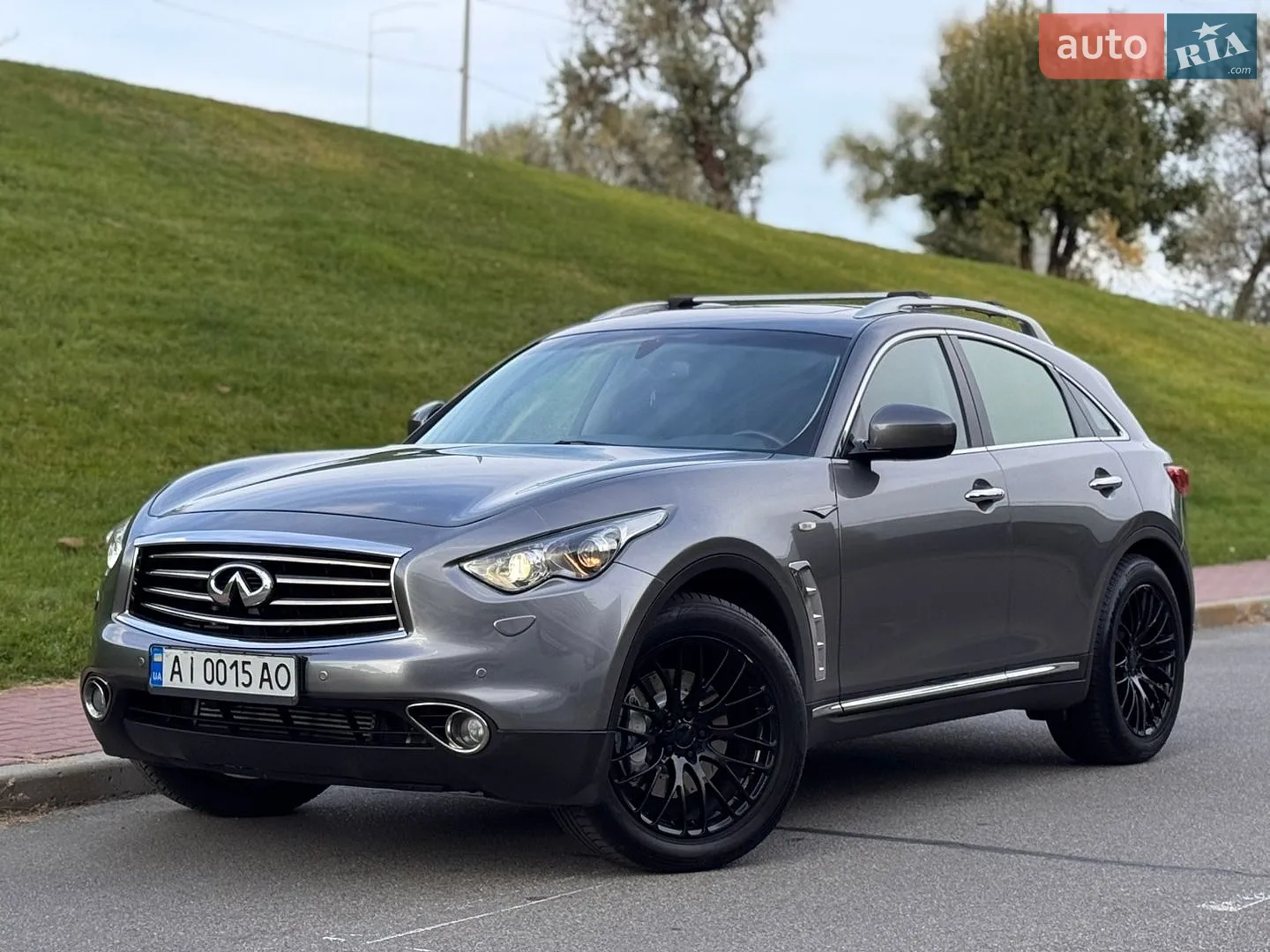 Infiniti FX 30, 2012