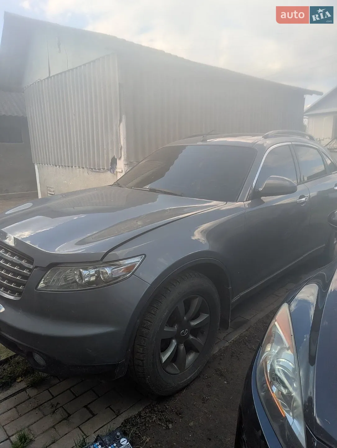 Infiniti FX 35, 2004