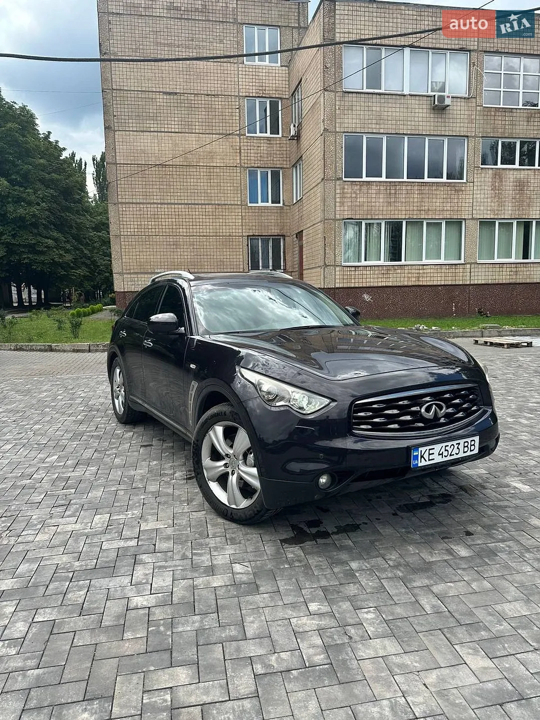 Infiniti FX 37, 2010