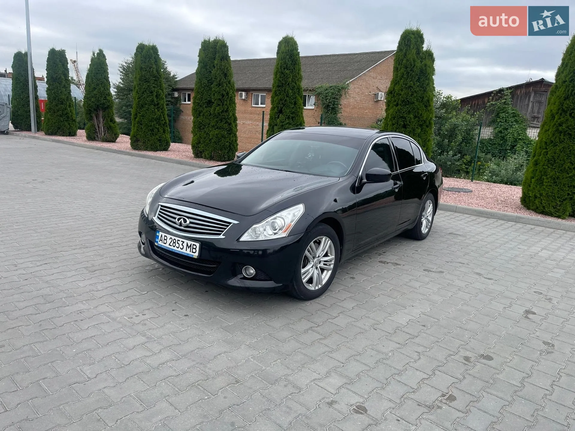 Infiniti G25, 2012