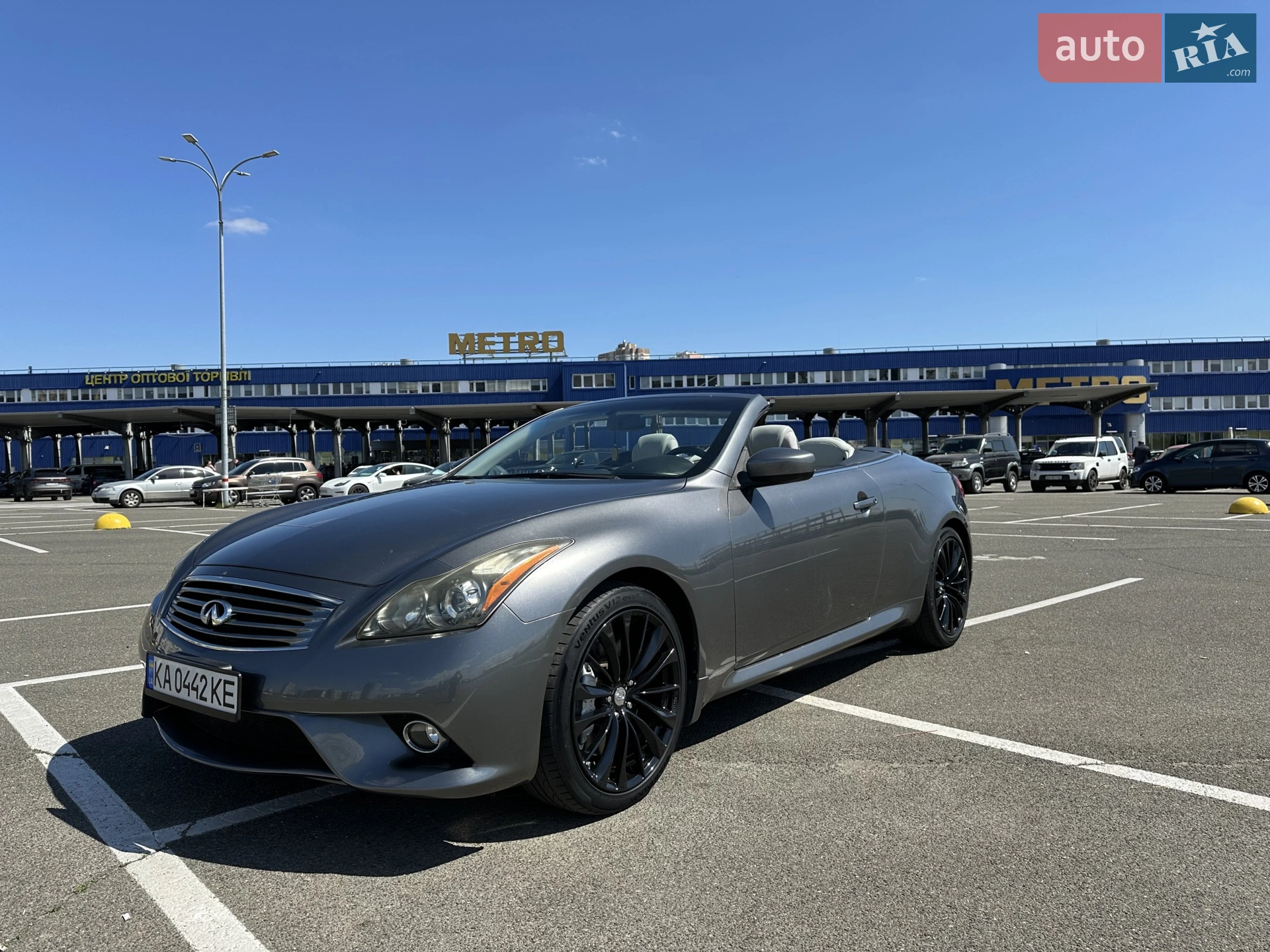 Infiniti G37, 2011