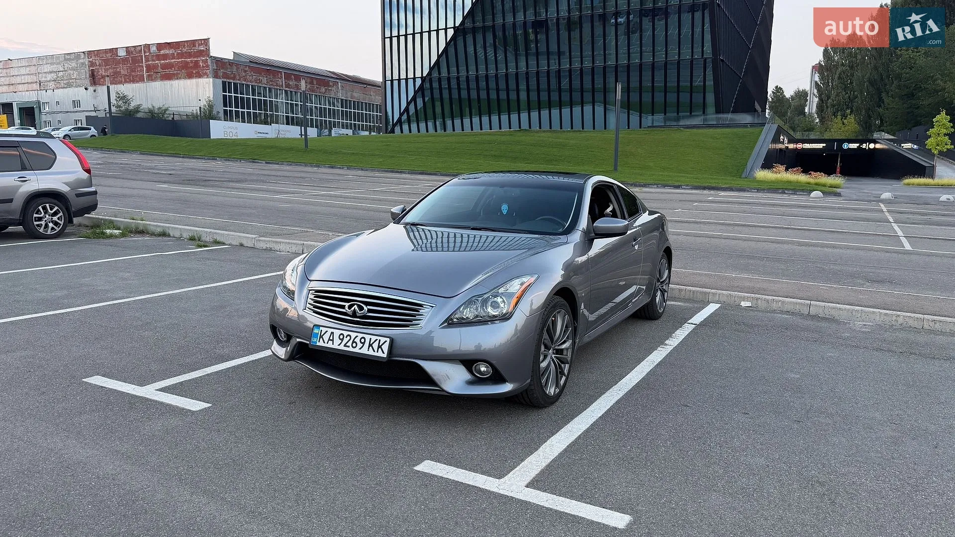 Infiniti G37, 2012