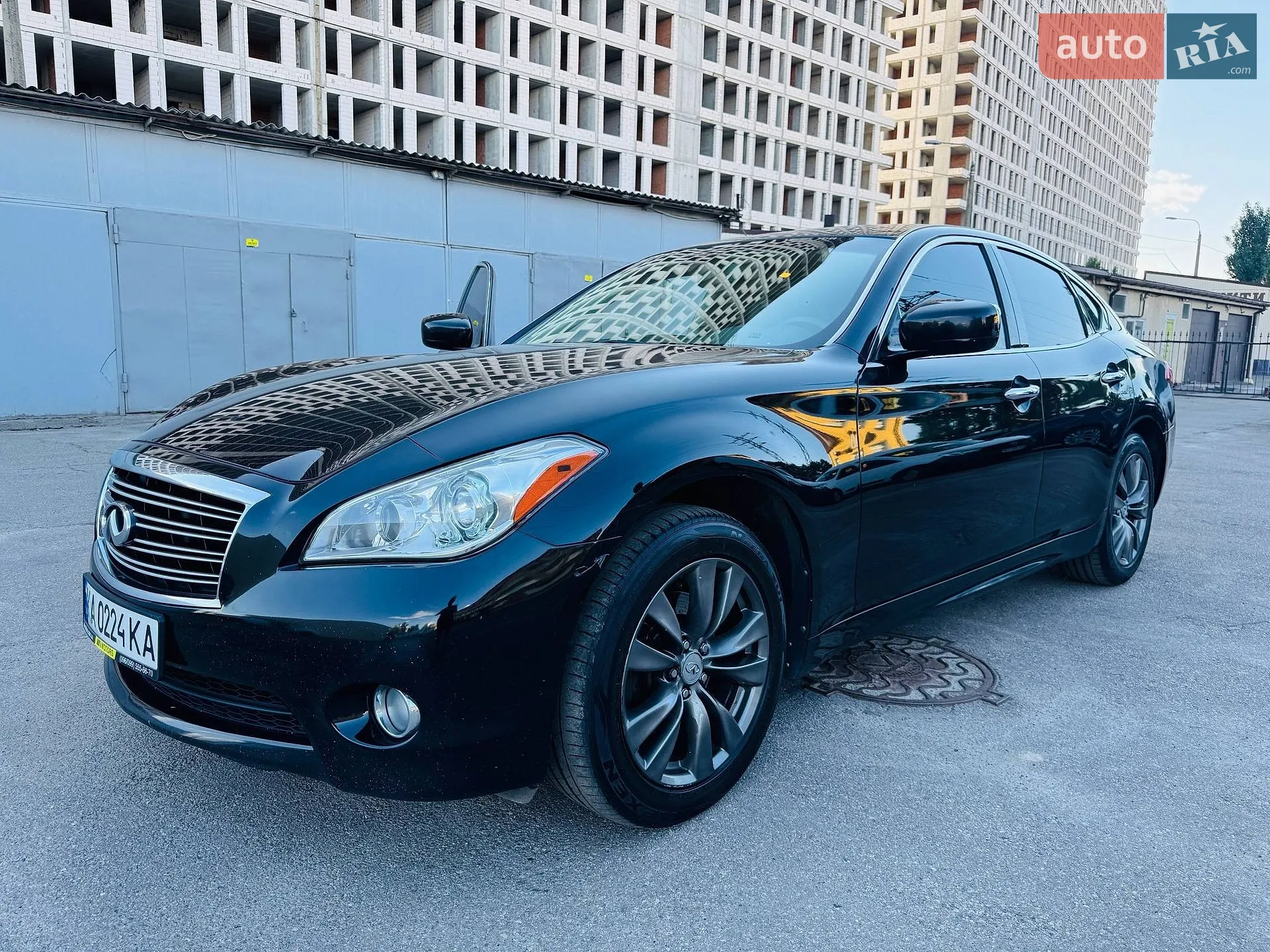 Infiniti M37, 2012