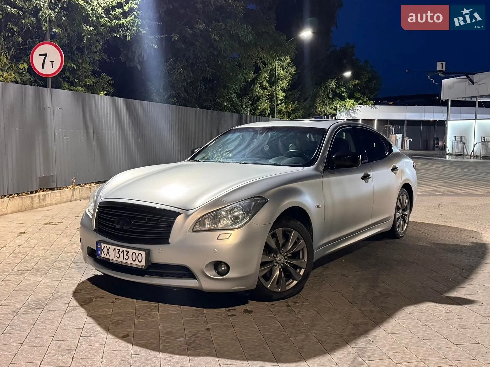 Infiniti M37, 2011