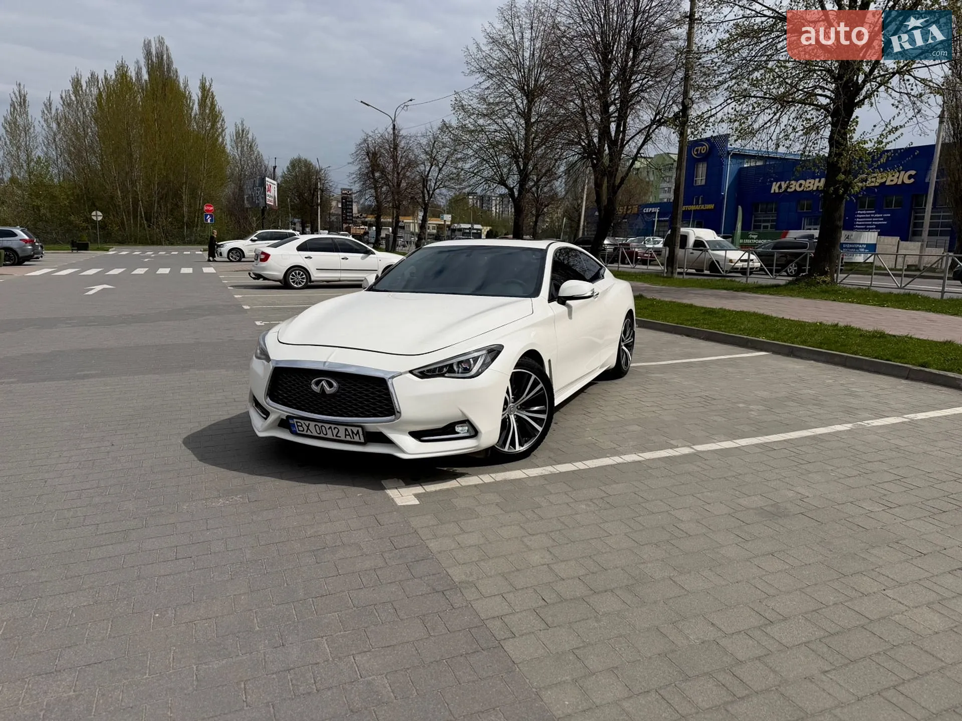 Infiniti Q60, 2016