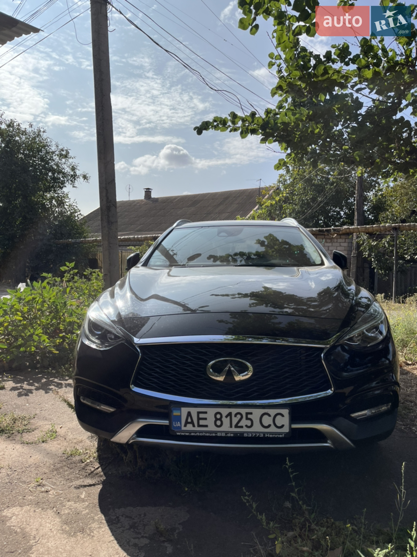 Infiniti QX30, 2016