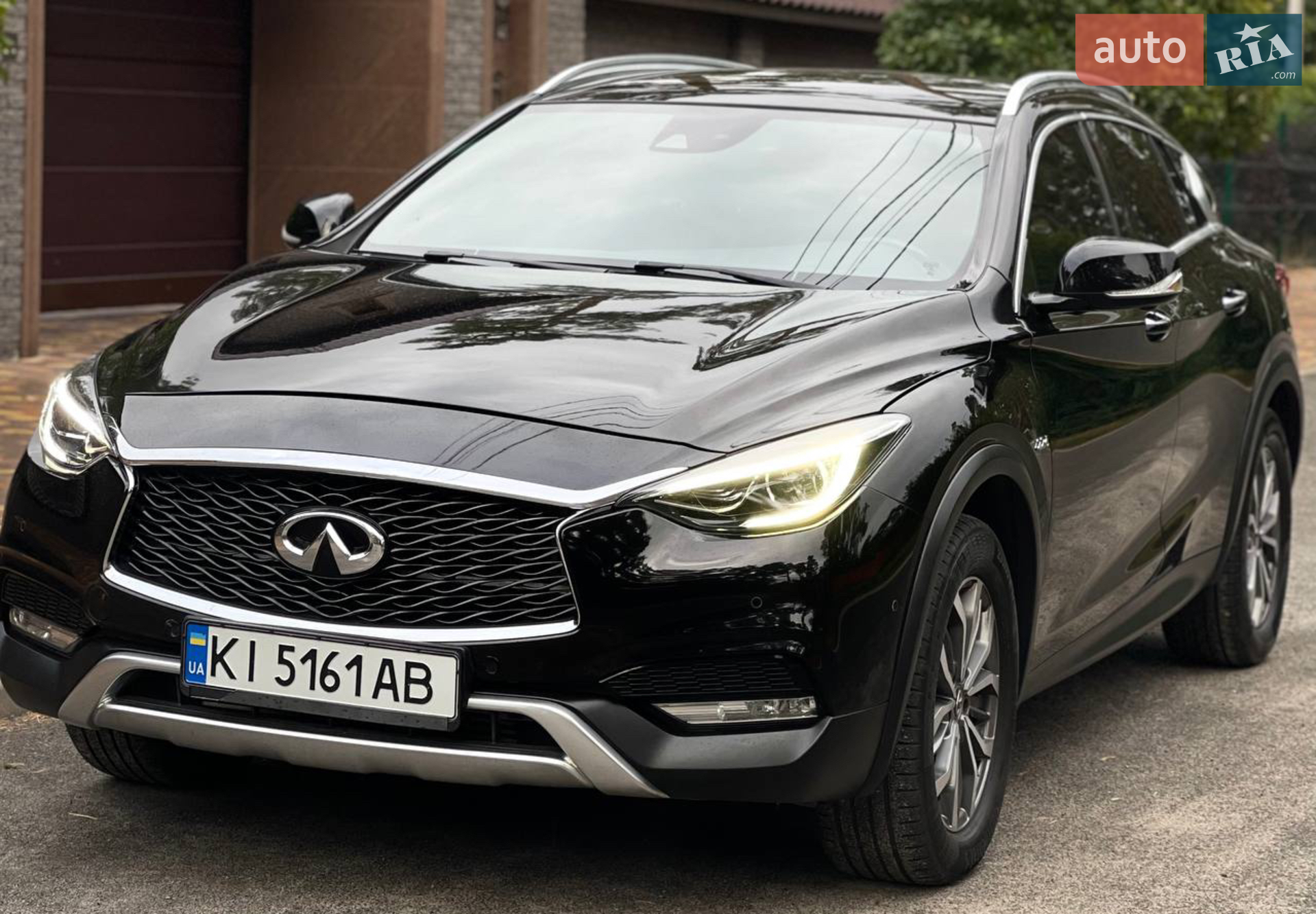 Infiniti QX30, 2017
