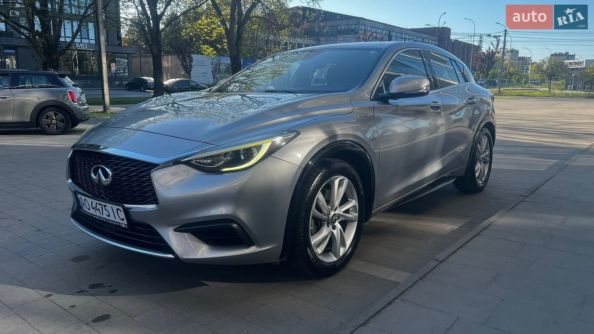 Infiniti QX30, 2017