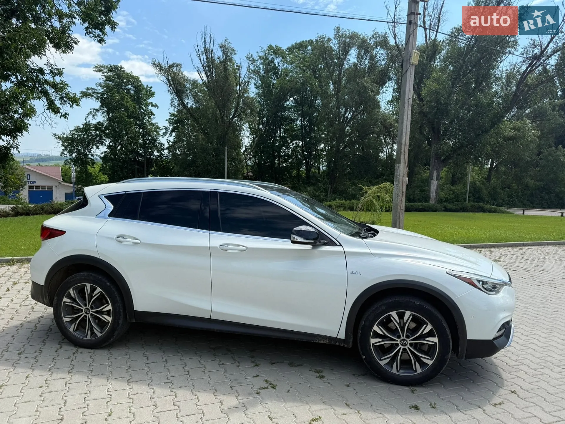 Infiniti QX30, 2017
