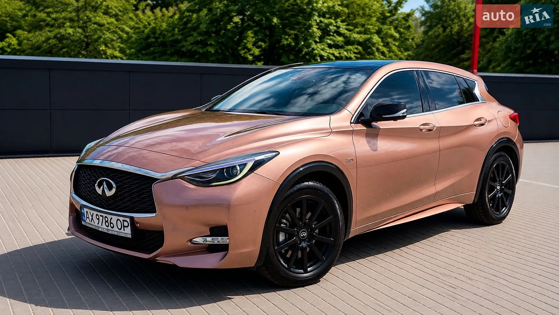 Infiniti QX30, 2017