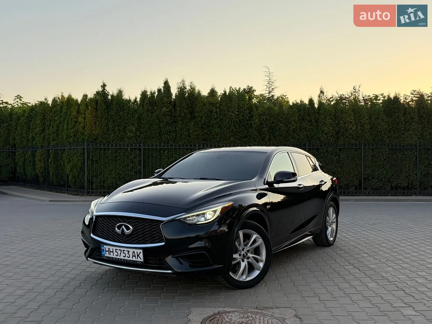 Infiniti QX30, 2017