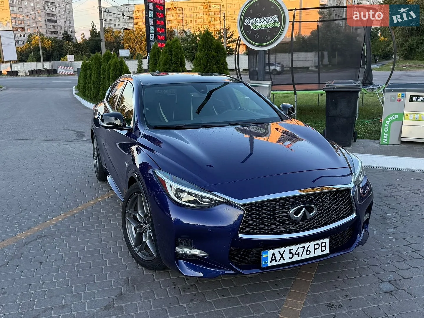 Infiniti QX30, 2017