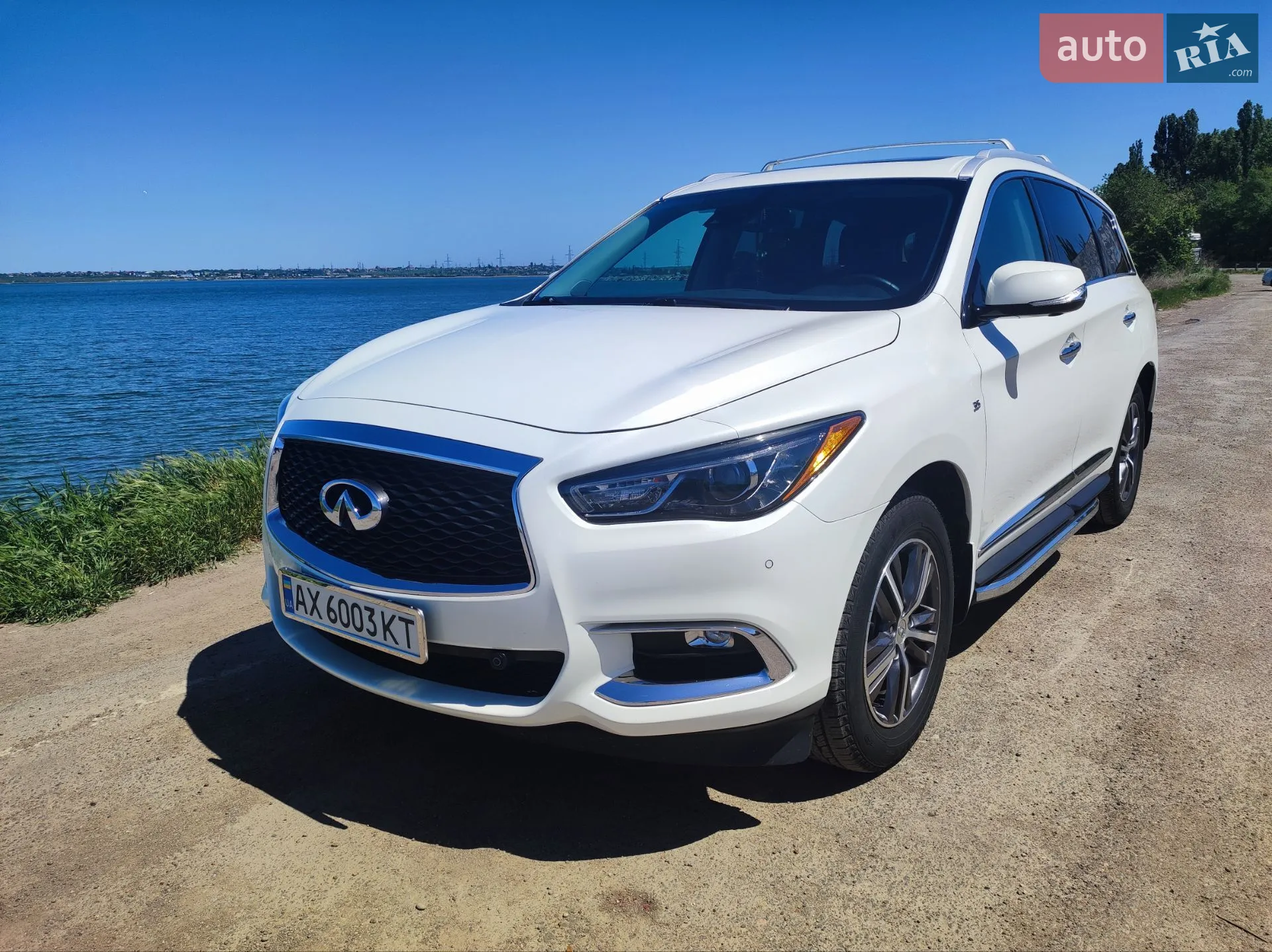 Infiniti QX60 2018 — 1