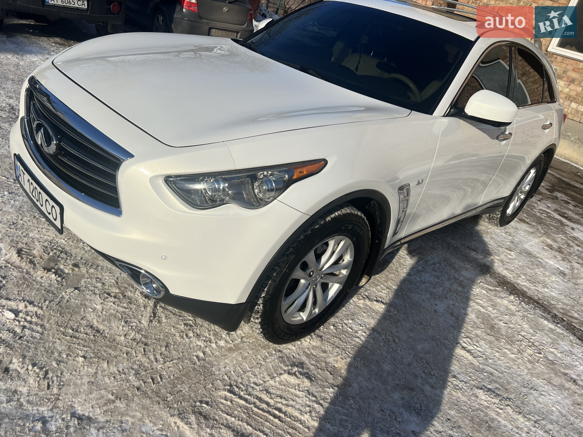Infiniti QX70, 2013