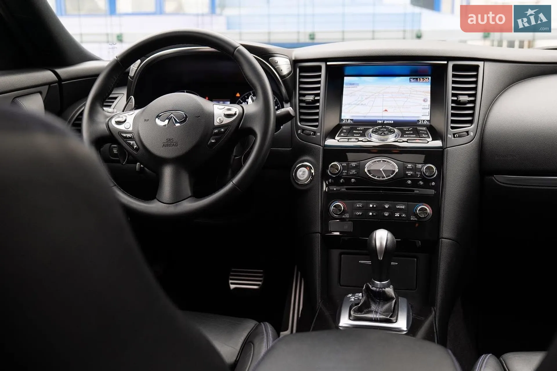 Infiniti QX70, 2015