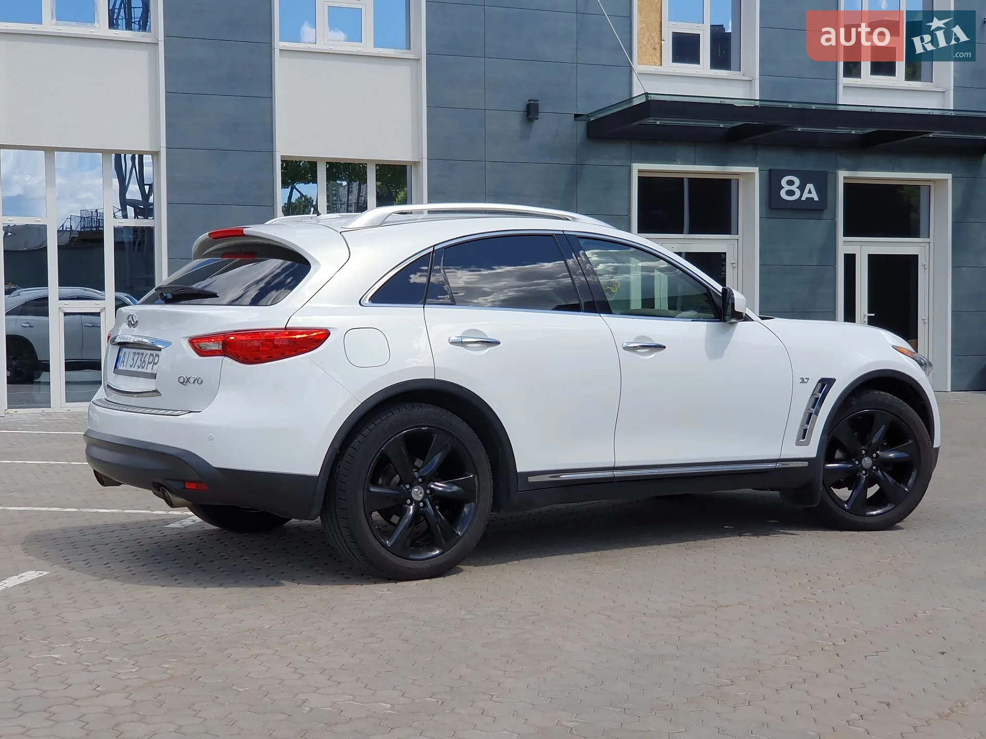 Infiniti QX70, 2013