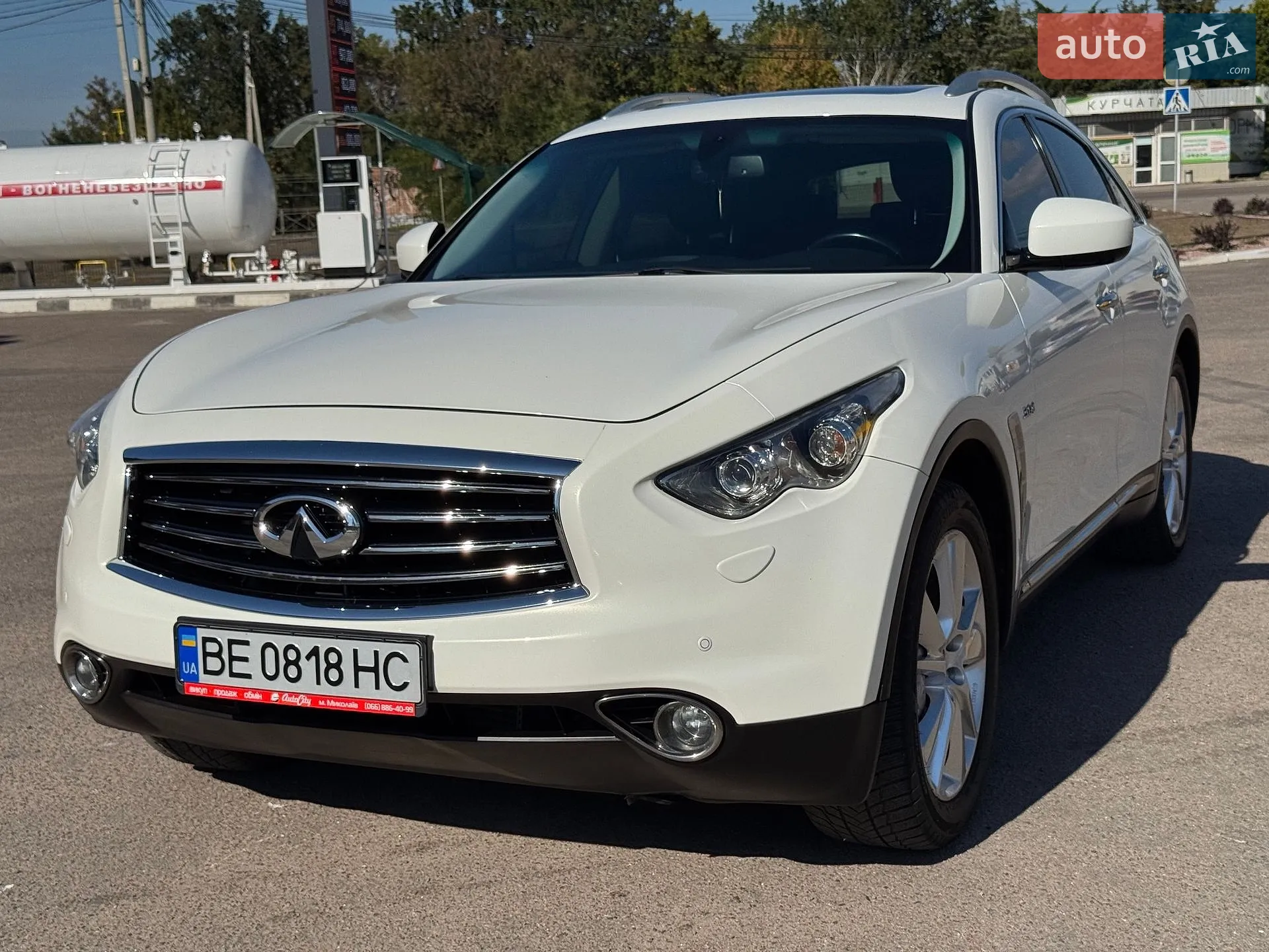 Infiniti QX70, 2013