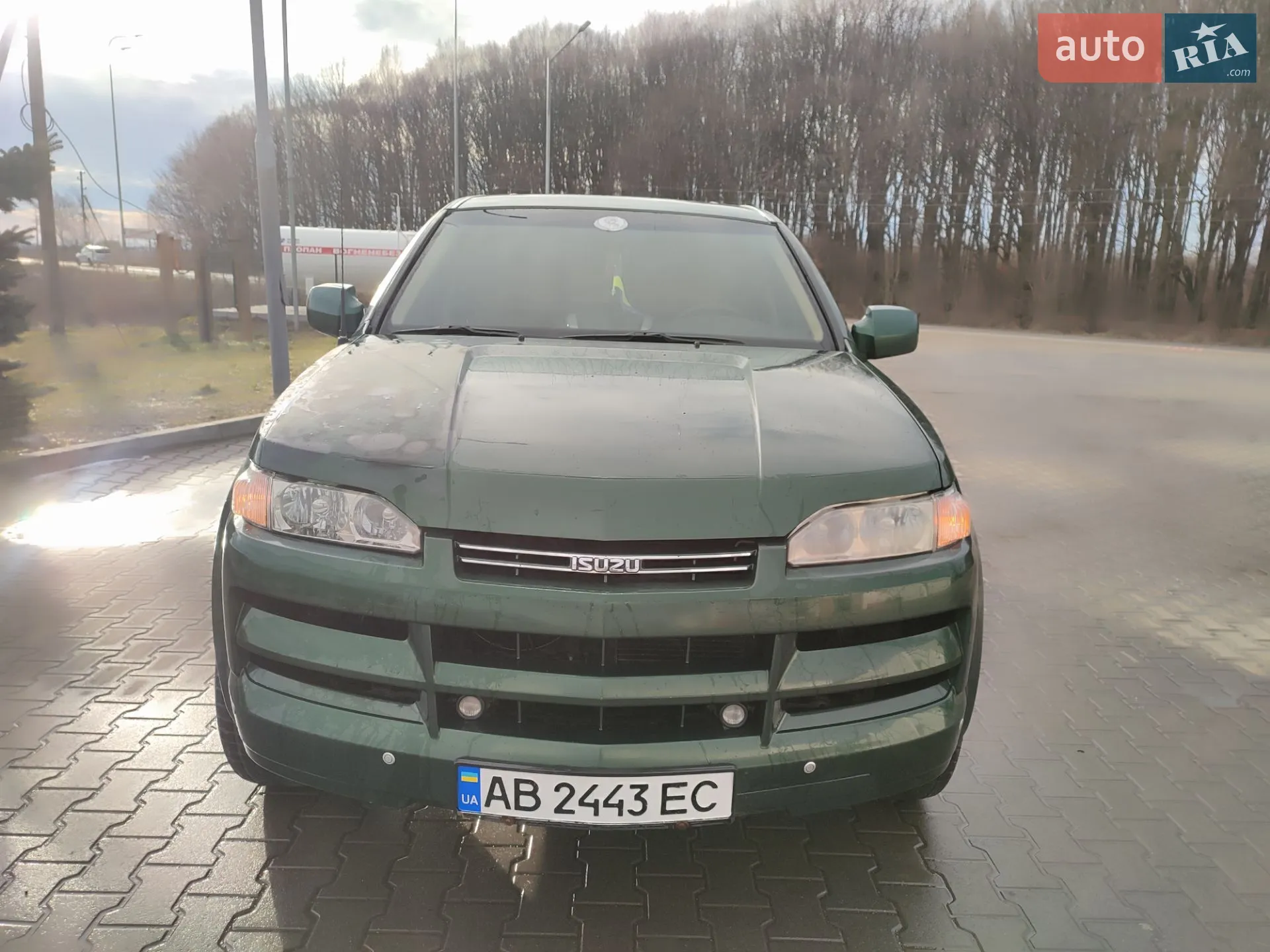 Isuzu Axiom, 2002