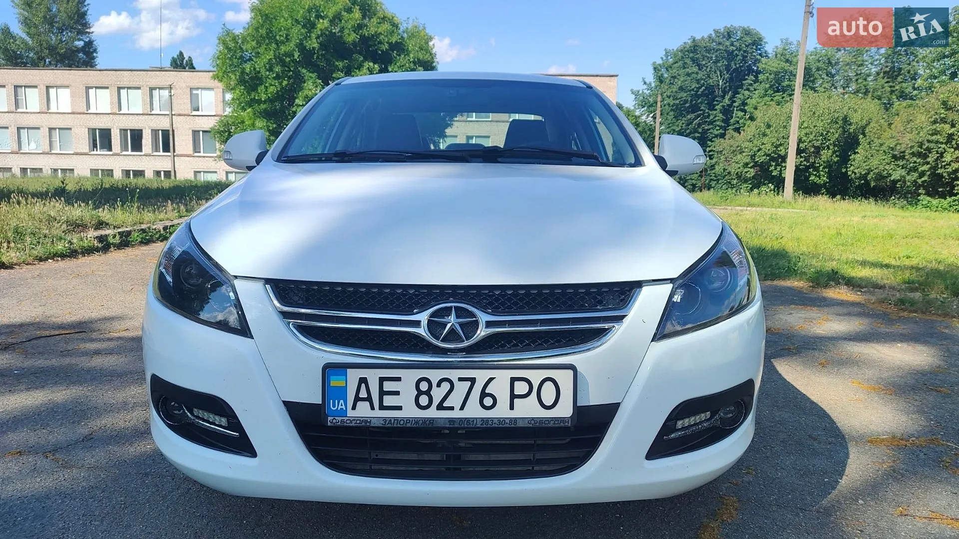 JAC J5, 2014