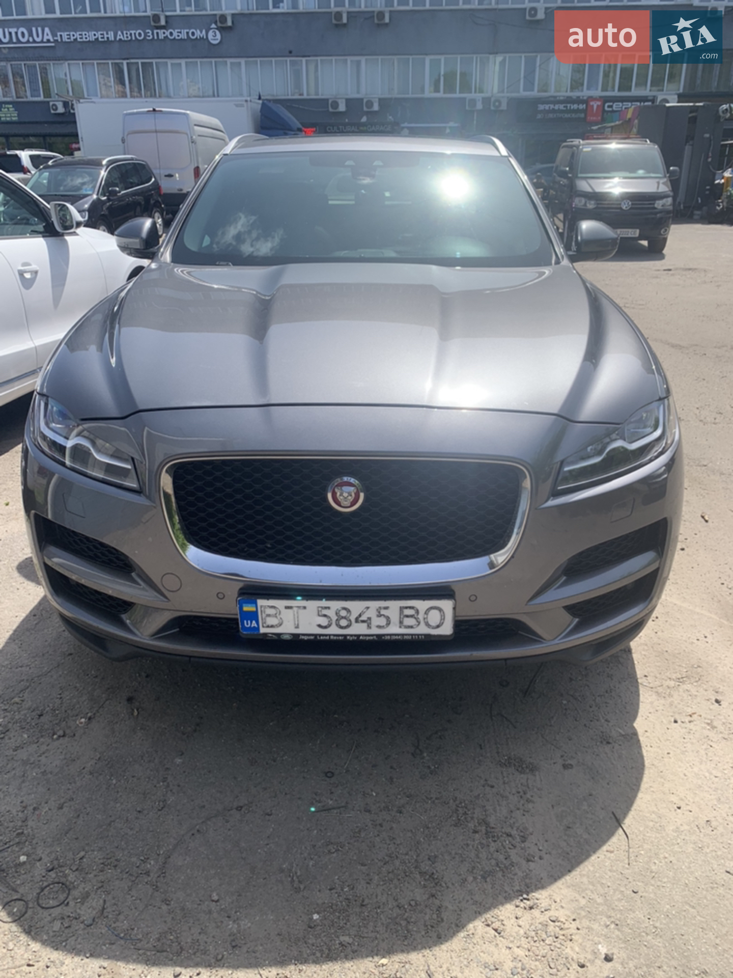 Jaguar F-Pace, 2016