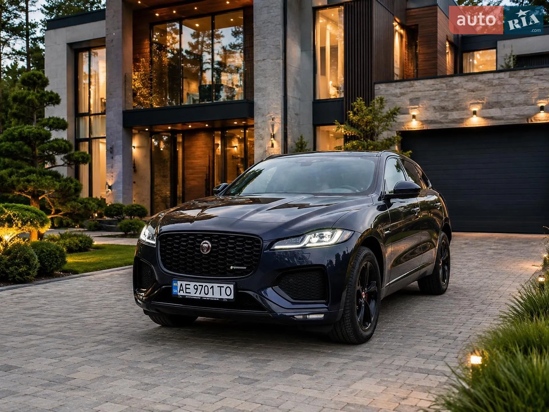 Jaguar F-Pace, 2021