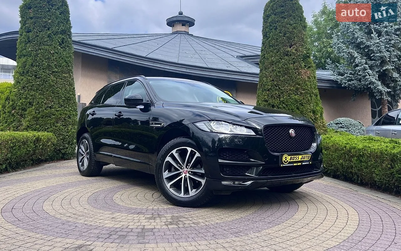 Jaguar F-Pace, 2016