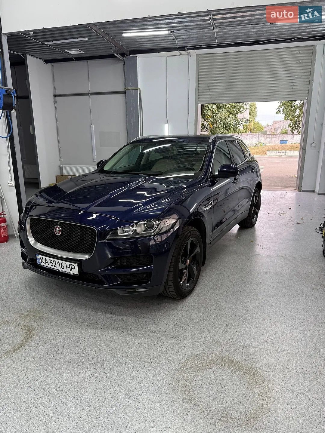 Jaguar F-Pace, 2016