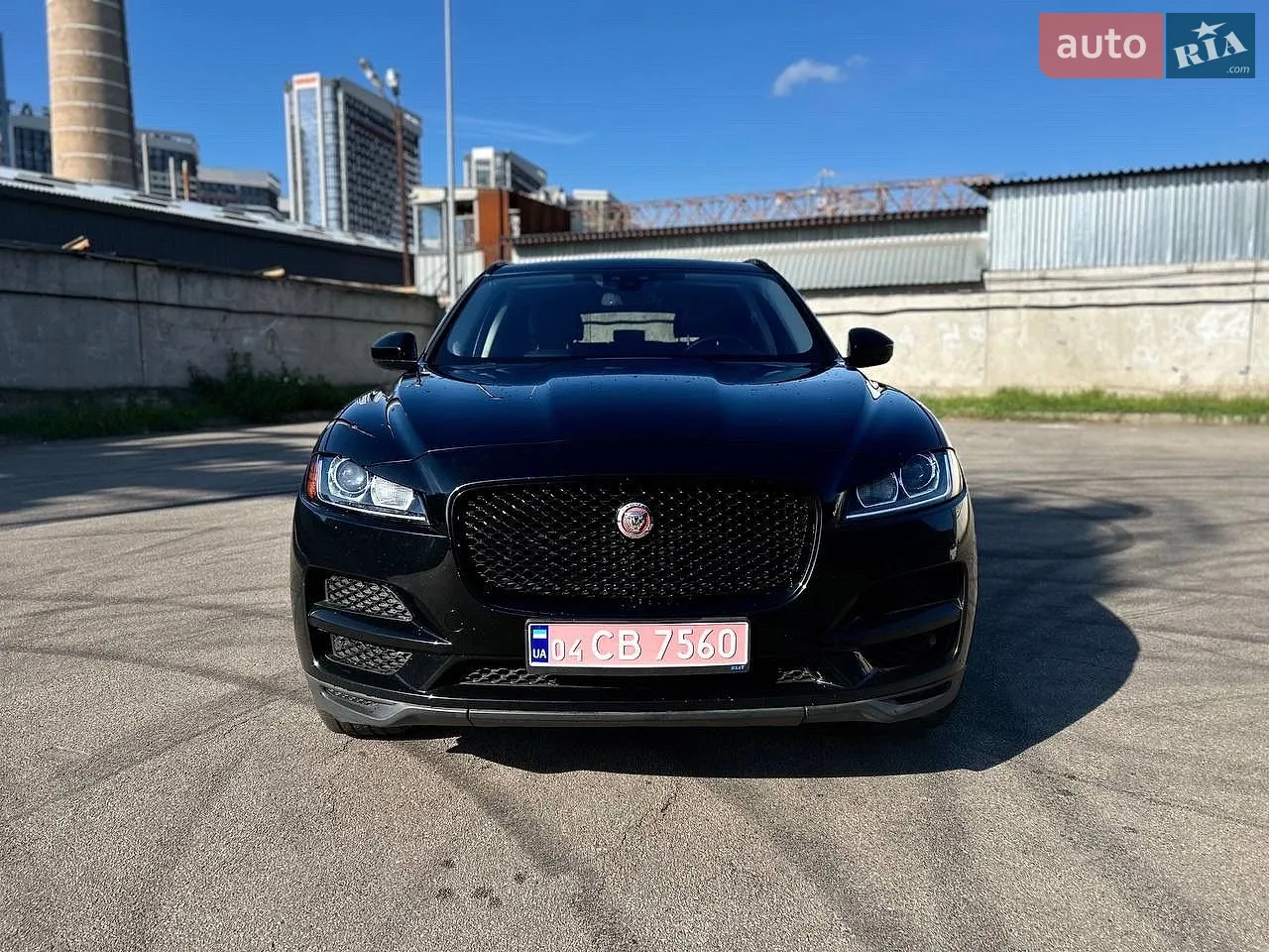 Jaguar F-Pace, 2016