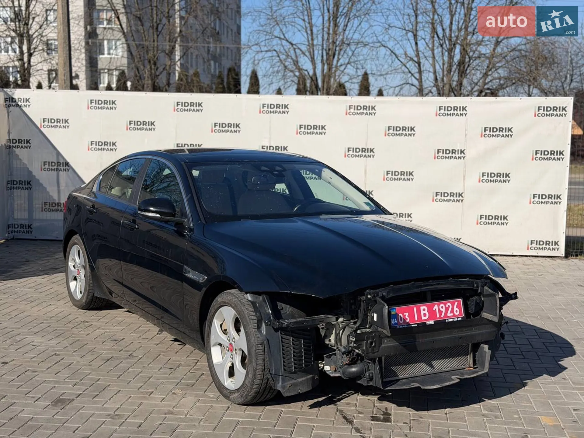 Jaguar XE, 2016