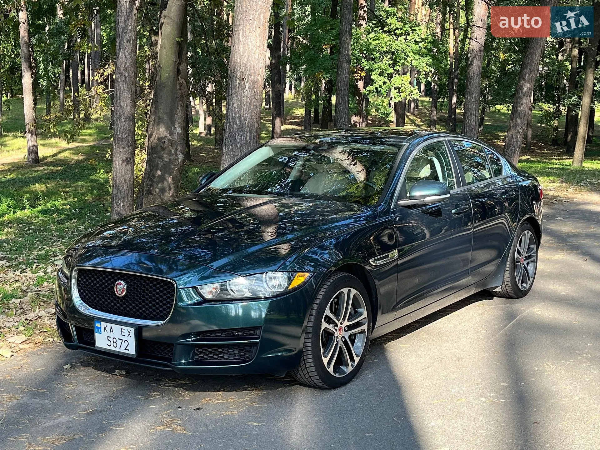 Jaguar XE, 2016