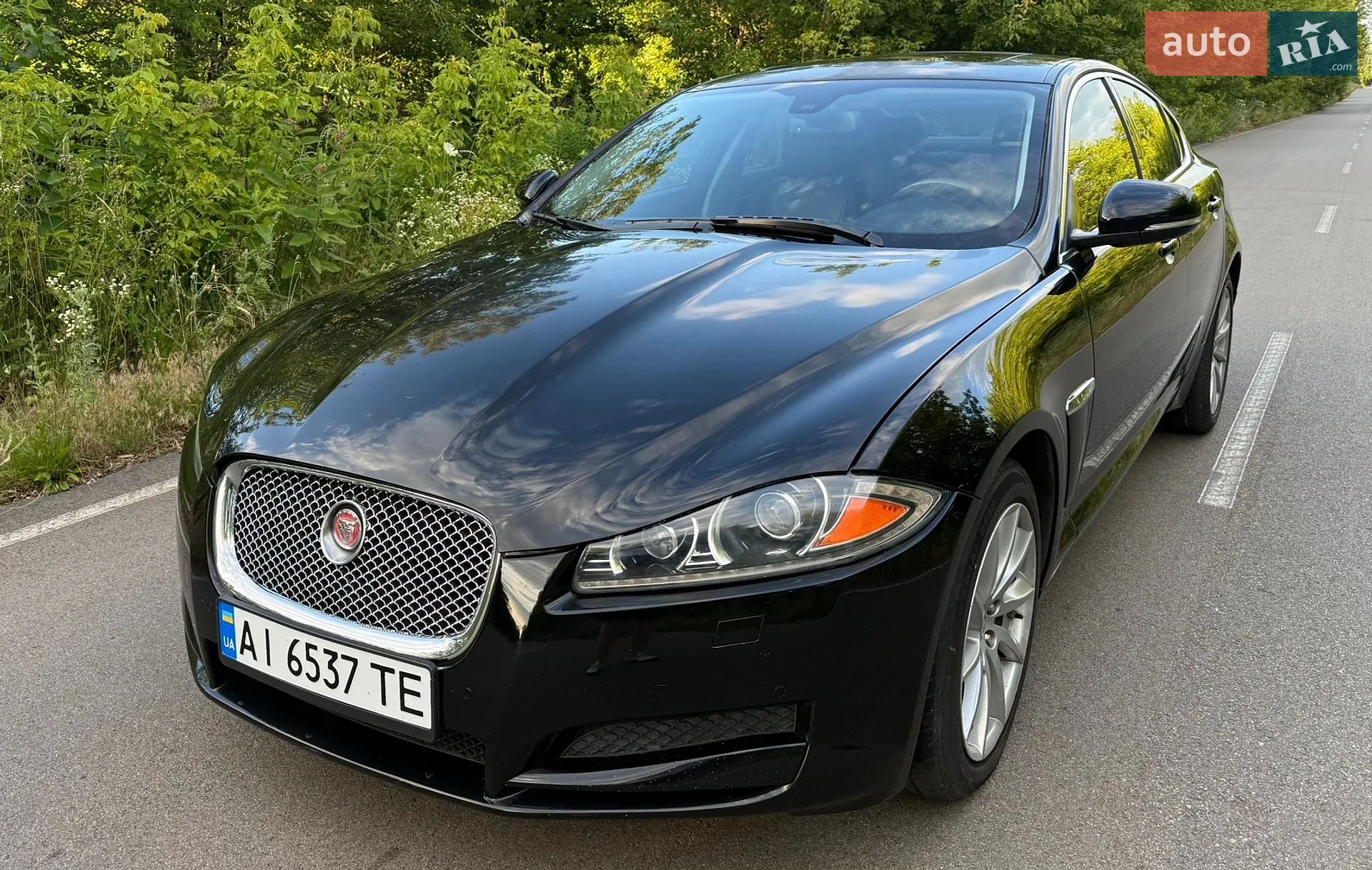 Jaguar XF, 2012