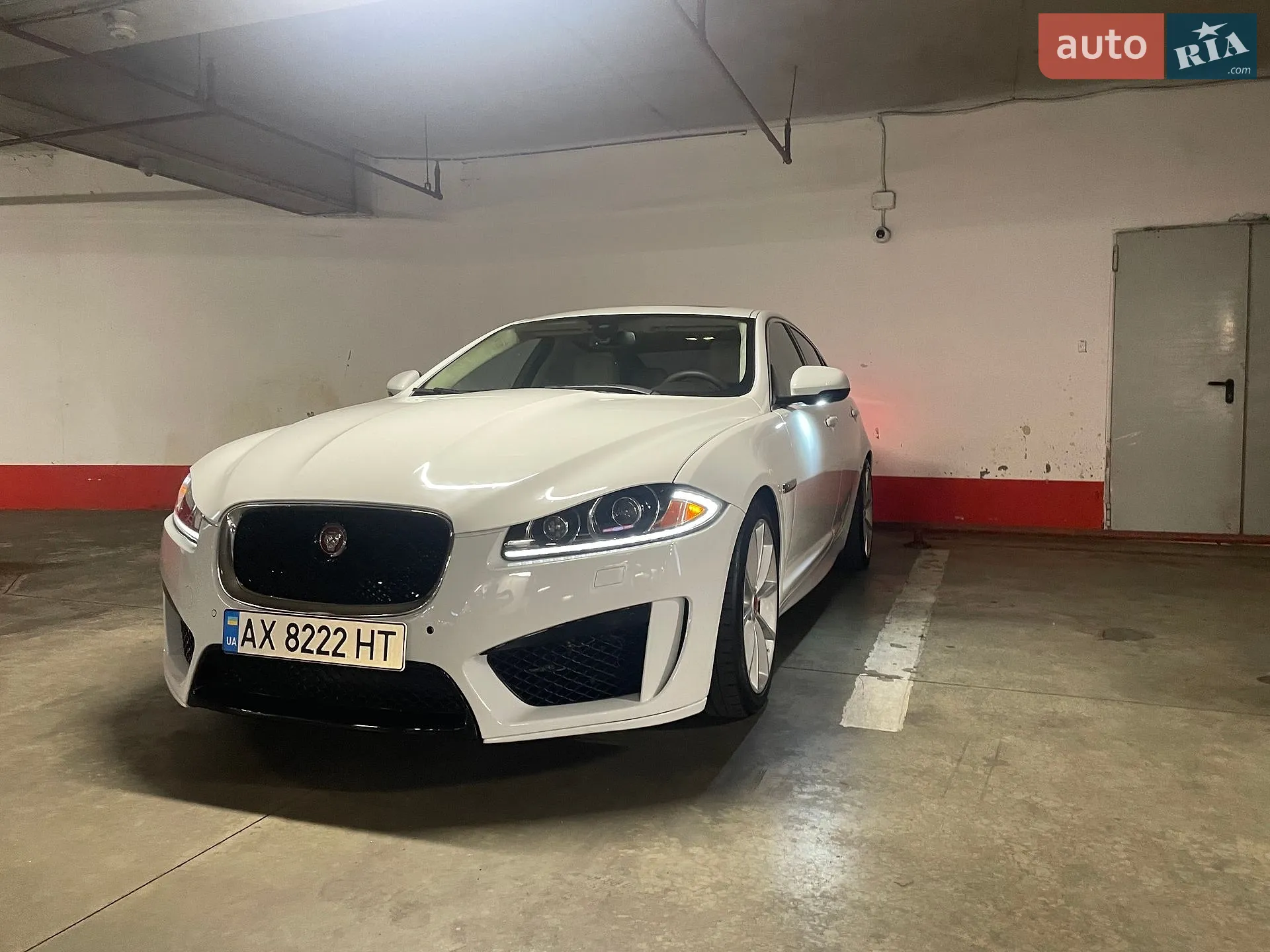 Jaguar XF, 2015