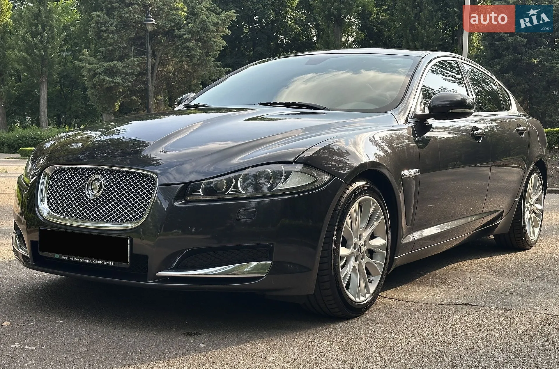 Jaguar XF, 2012