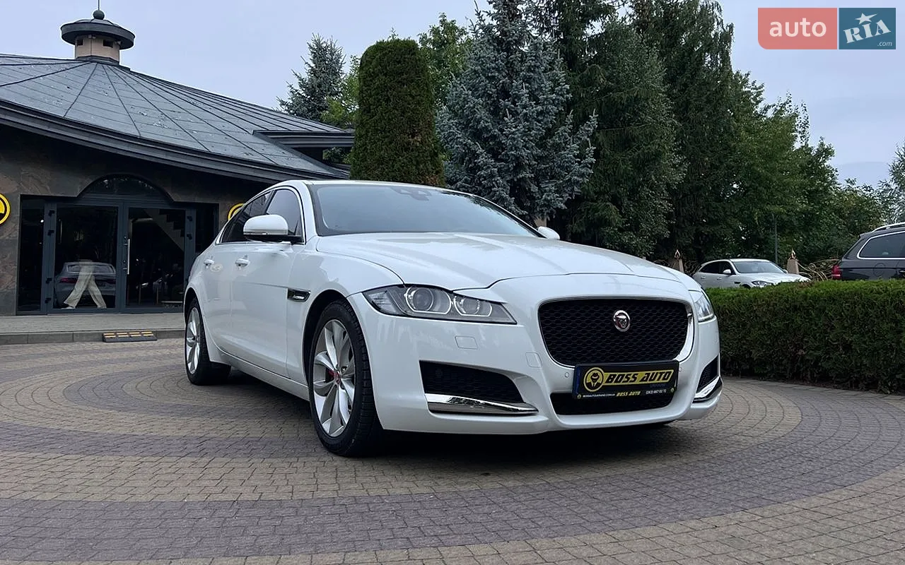 Jaguar XF, 2017