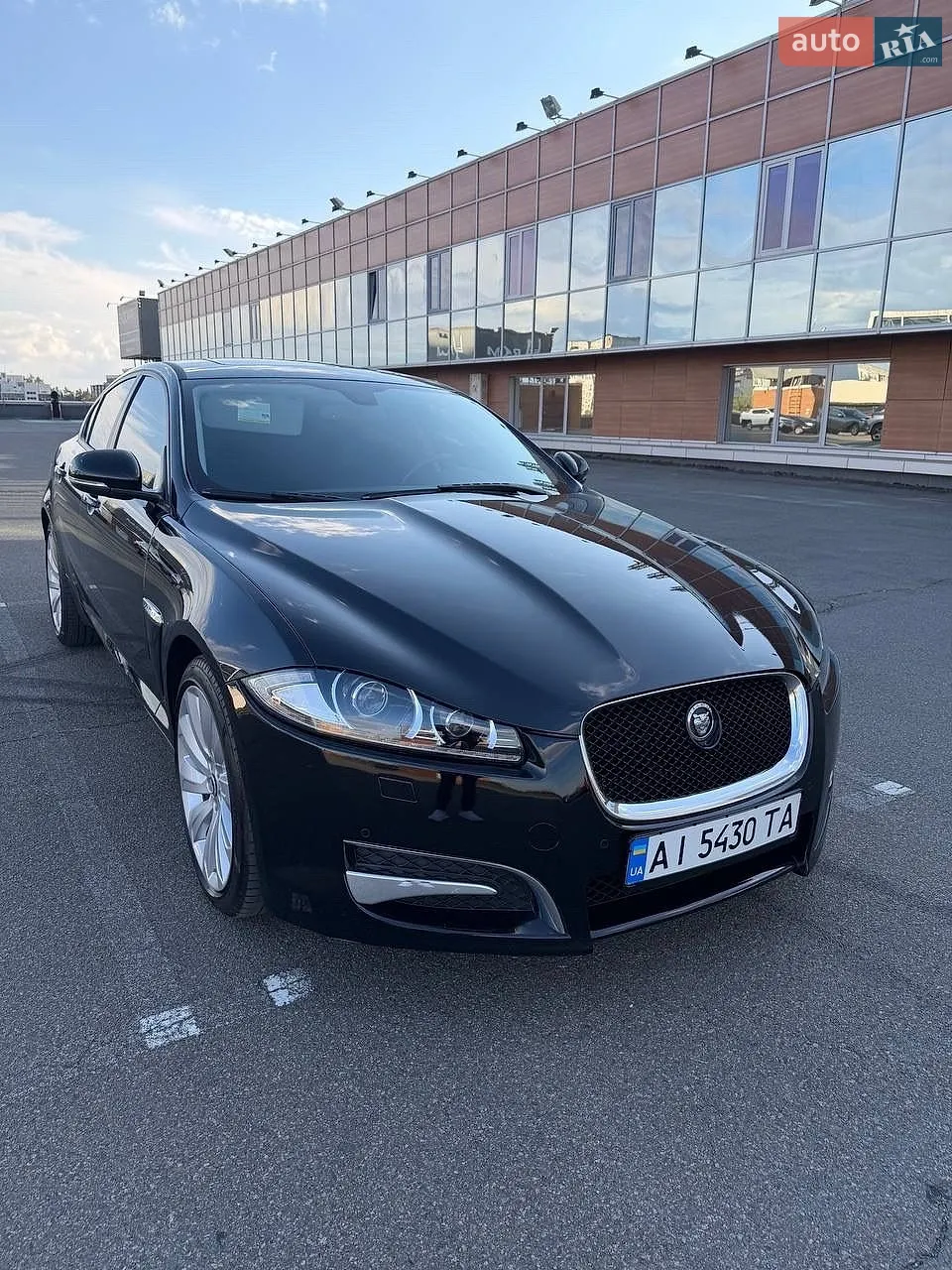 Jaguar XF, 2015