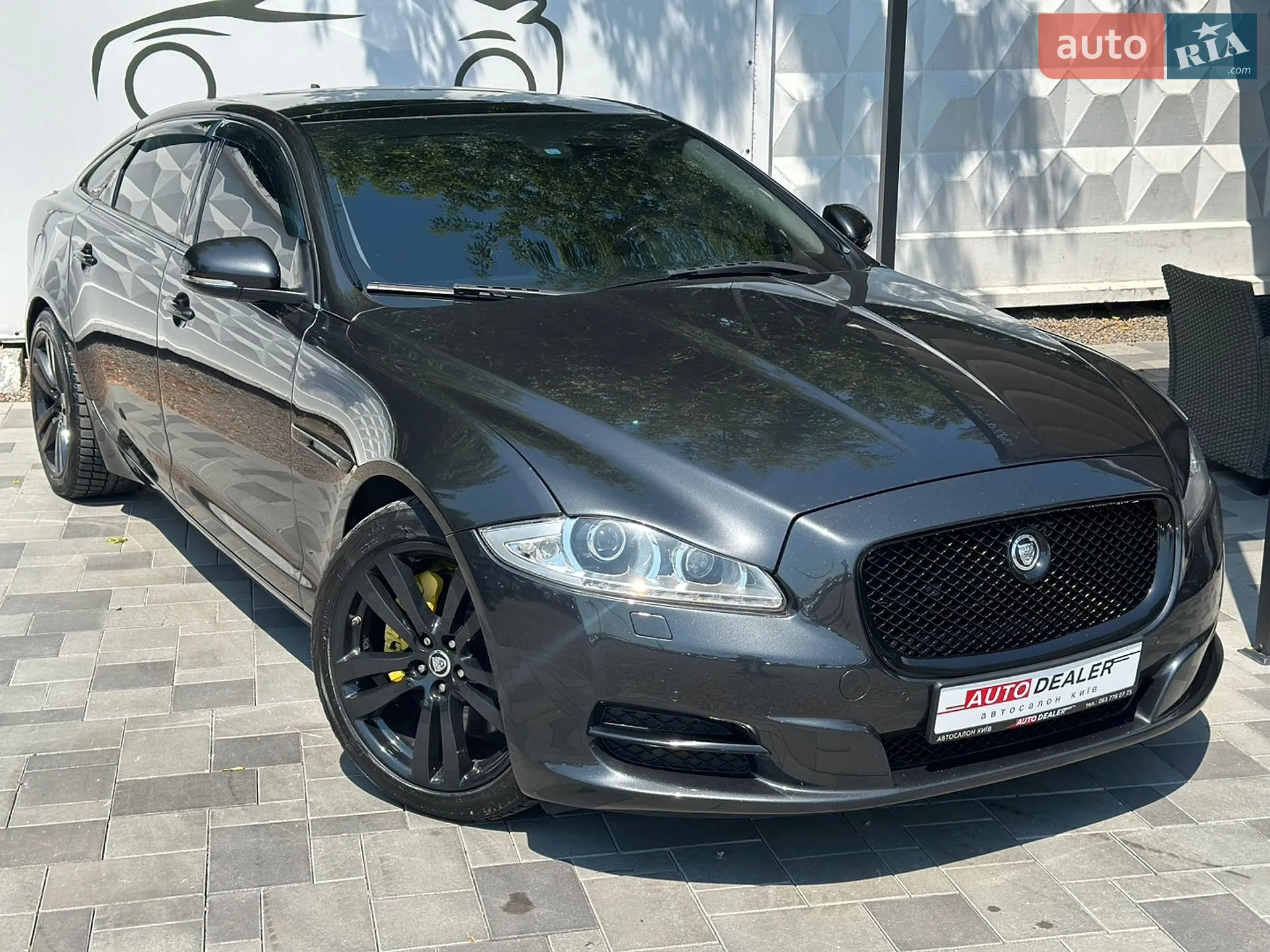 Jaguar XJ, 2013