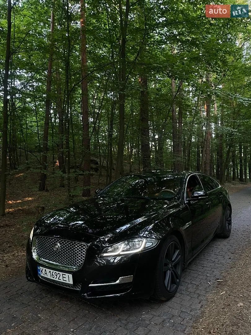 Jaguar XJ, 2012
