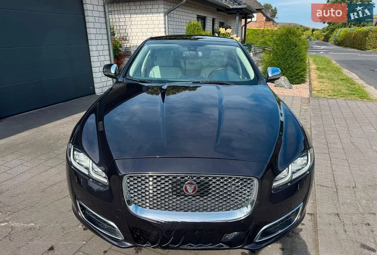 Jaguar XJ, 2017